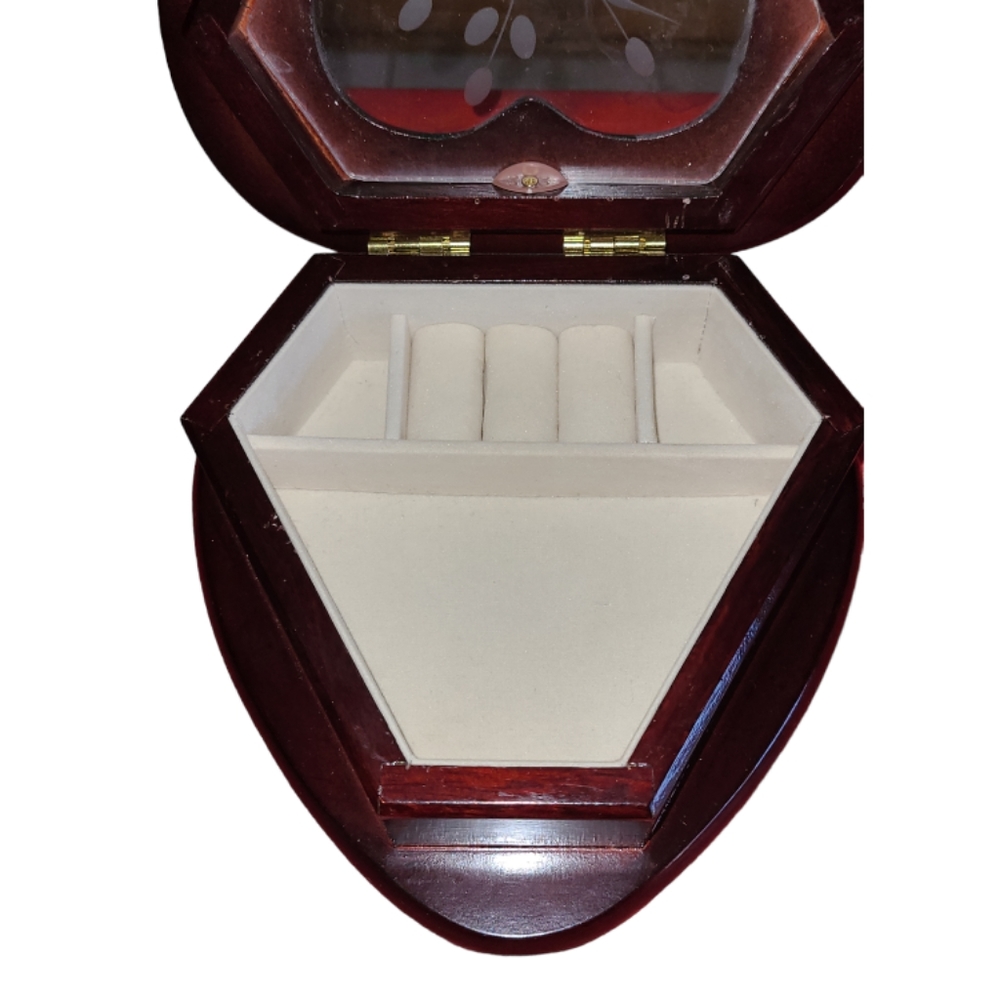 2/$75! Vintage Heart Shaped Jewlery Box - Picture 2 of 11